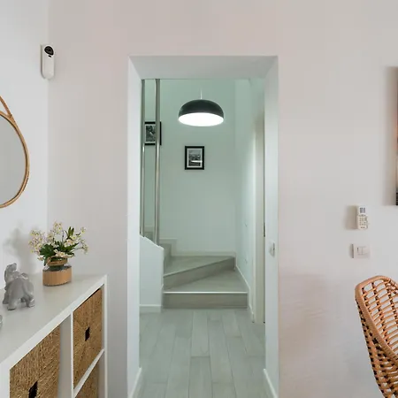 Sunnyland Villa