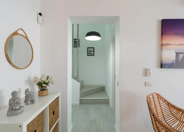 Sunnyland Villa