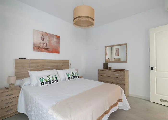 Sunnyland Villa *
