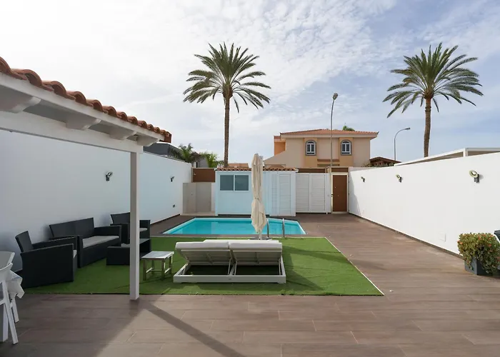 Sunnyland Villa